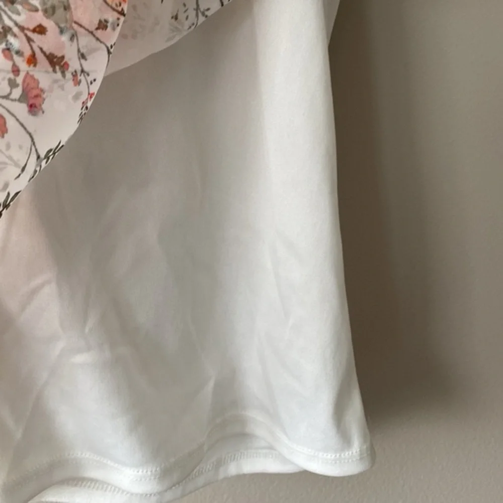 Forever 21 Floral Blouse - Picture 7 of 9